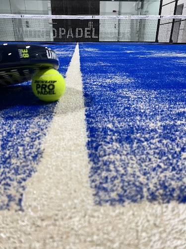 Foto 13 mama padel club indoor Foto 13 mama padel club indoor