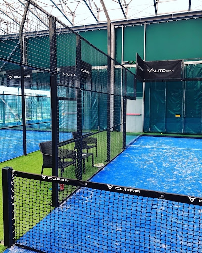 Foto K Padel & Tennis Foto K Padel & Tennis